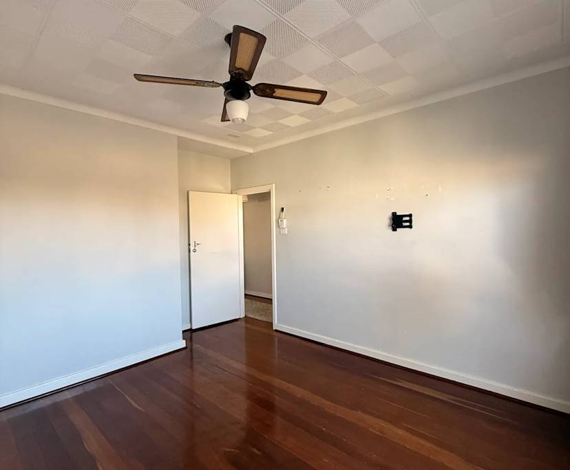 Unfurnished room in a share house