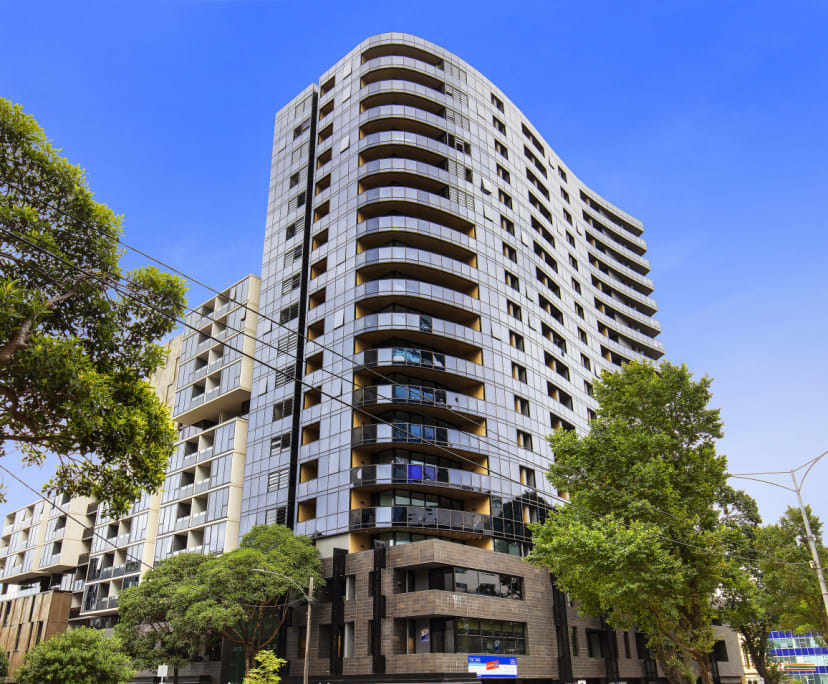 Furnished room in a flatshare