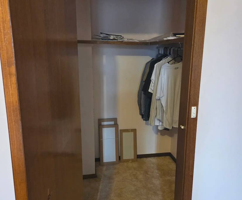 $250, Share-house, 4 bathrooms, Avondale Heights VIC 3034