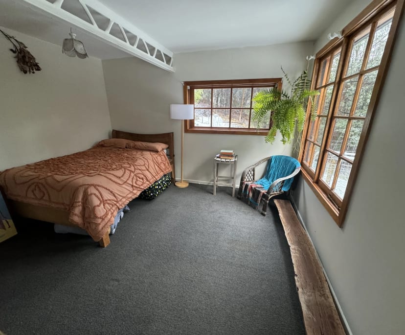 Furnished room in a share house
