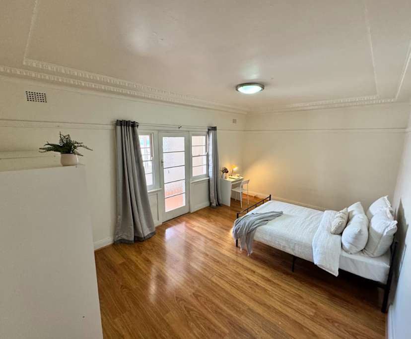 propertyImage