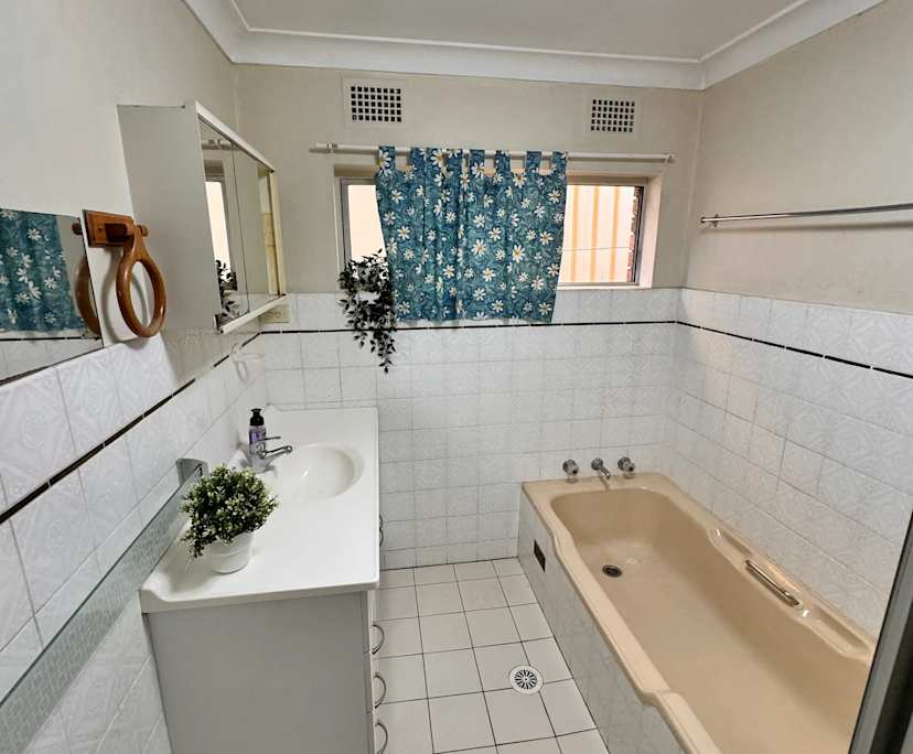 $270-280, Share-house, 3 rooms, Merrylands NSW 2160, Merrylands NSW 2160