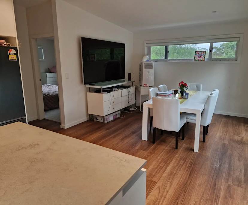 Whole property with 2 rooms for rent
