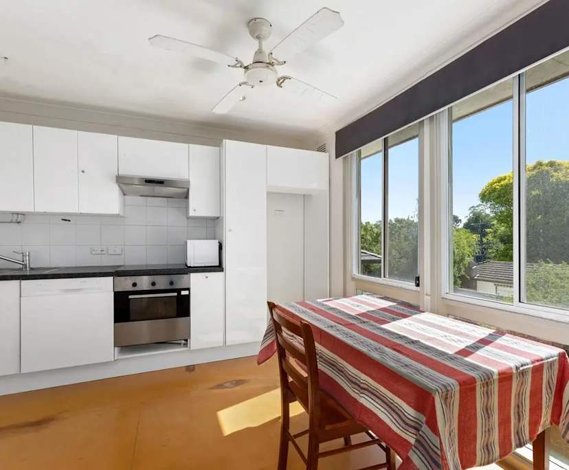 Furnished room in a share house