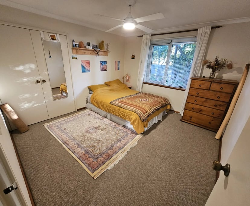 $300, Share-house, 4 bathrooms, O'Connor WA 6163