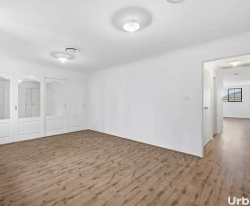 $265-350, Share-house, 2 rooms, West Hoxton NSW 2171, West Hoxton NSW 2171