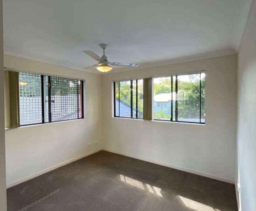 Unfurnished room with own bathroom