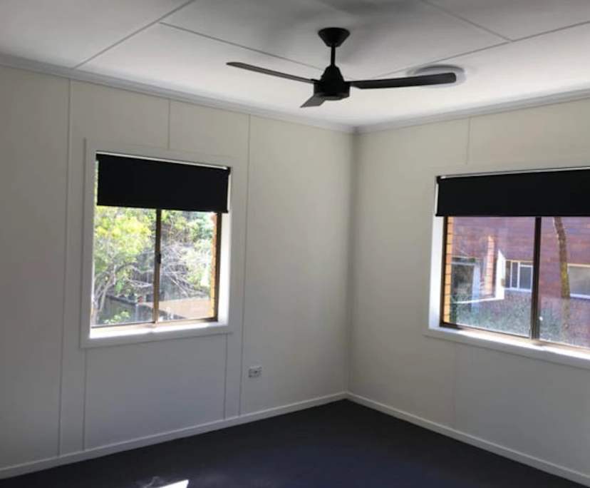 Room in a share house