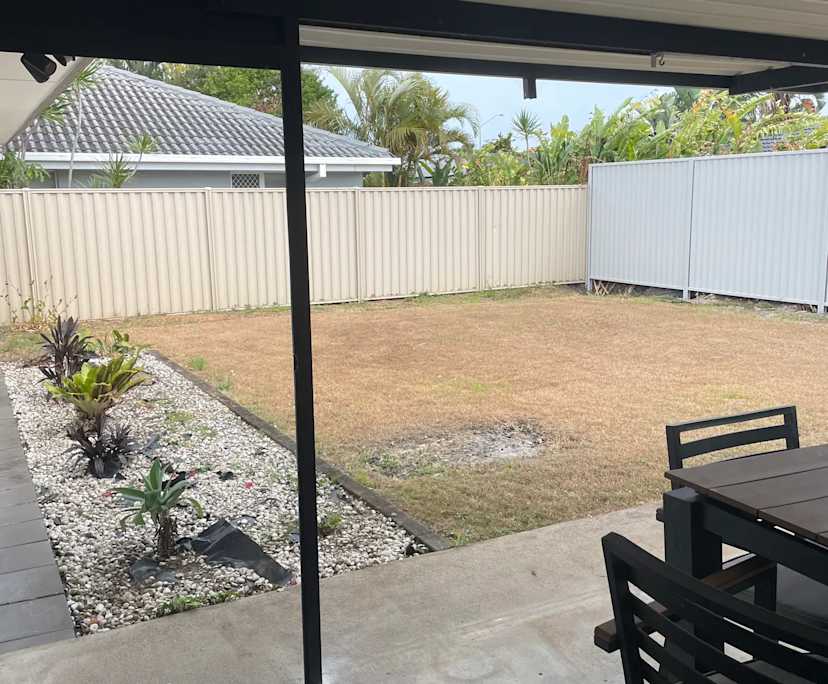 $325, Share-house, 5 bathrooms, Mermaid Waters QLD 4218