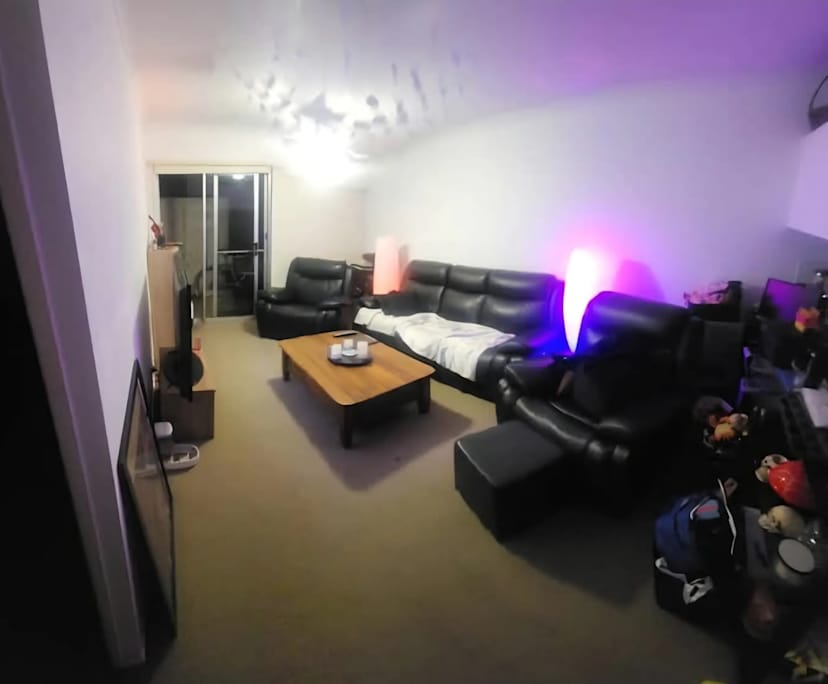 Furnished room in a flatshare