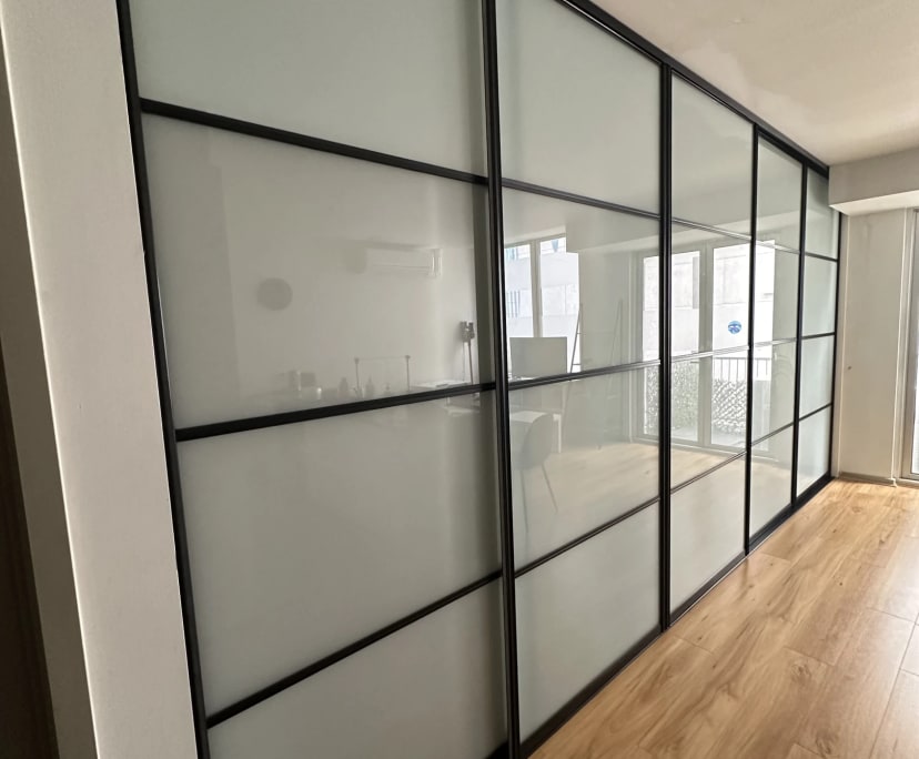 Furnished room in a flatshare