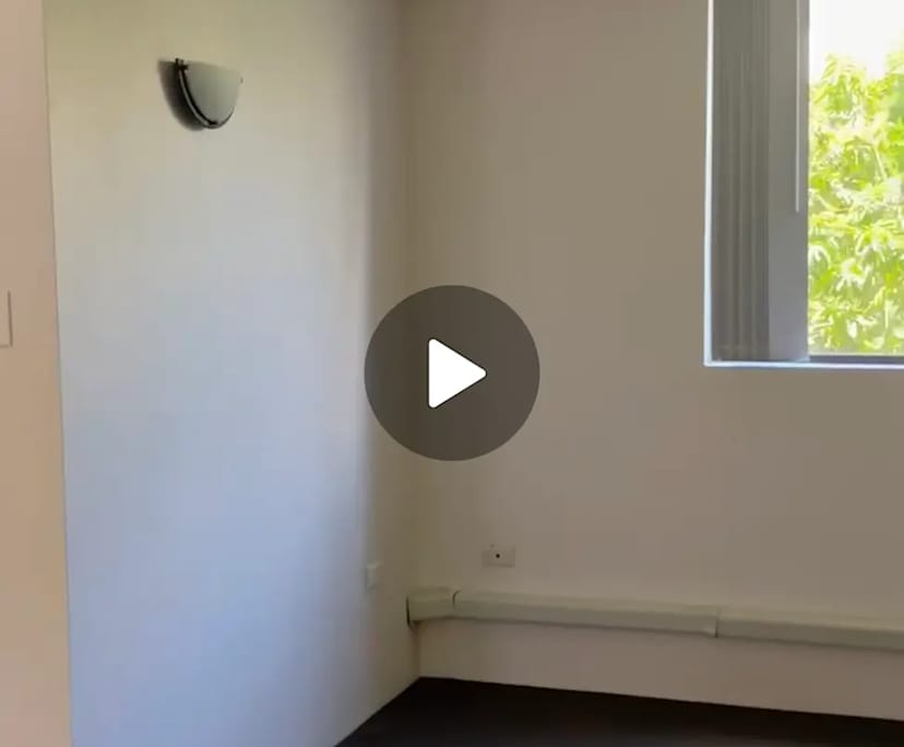 Unfurnished room in a share house