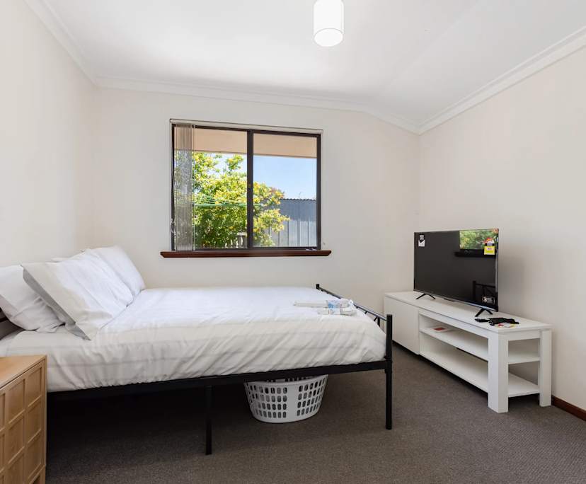 Furnished room with ensuite in a share house