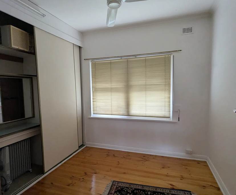 Unfurnished room in a share house