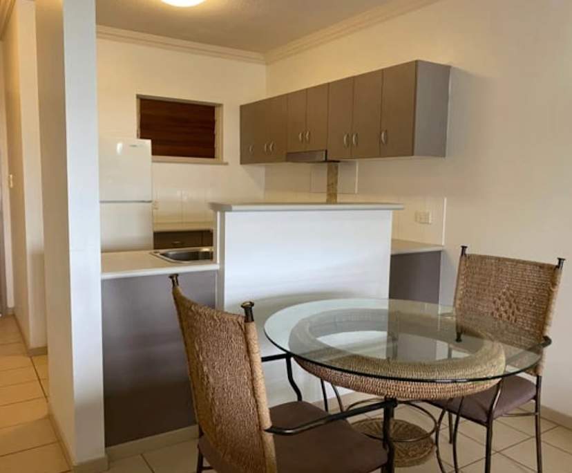 $300, Flatshare, 2 bathrooms, Manoora QLD 4870