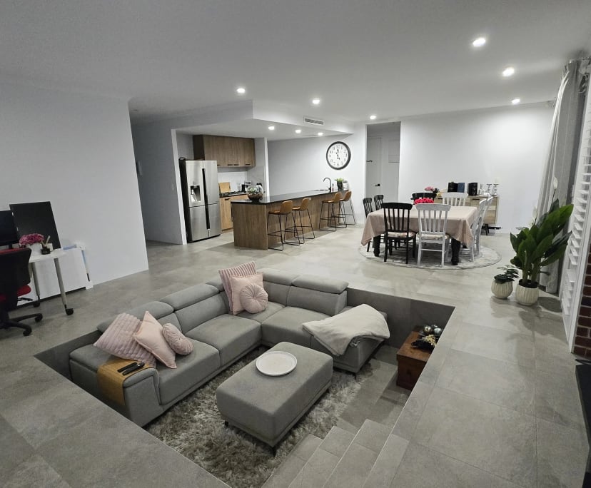 $350, Share-house, 3 bathrooms, Swan View WA 6056