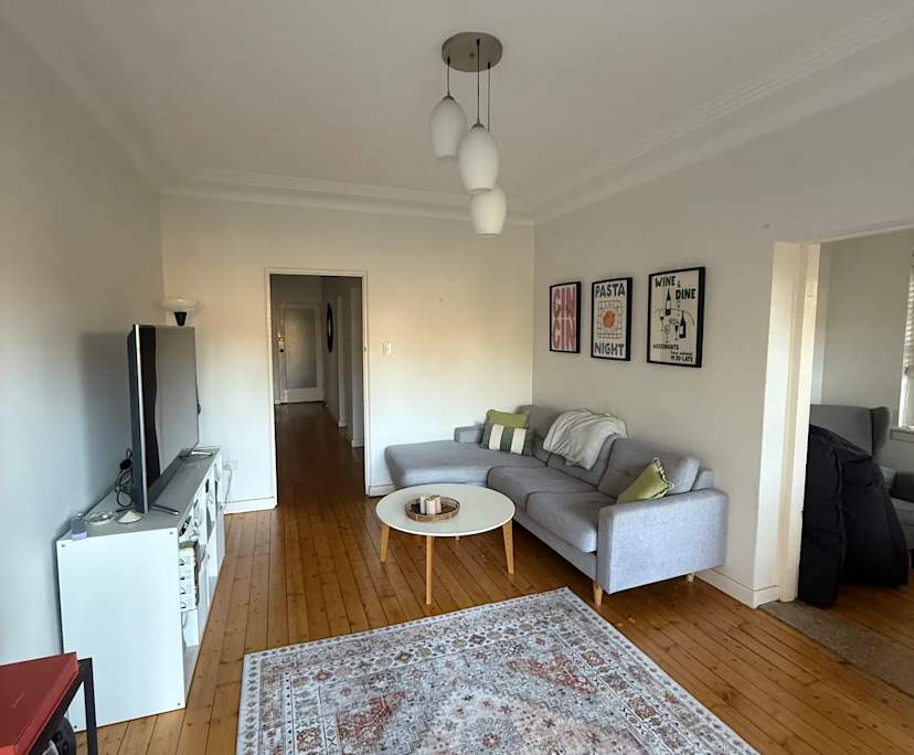 Unfurnished room in a flatshare
