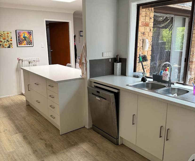 $250, Share-house, 3 bathrooms, Ruse NSW 2560