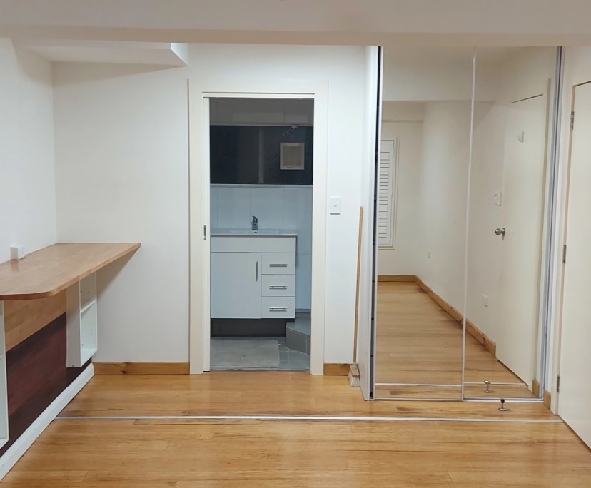 Room for Rent in Goulburn, NSW 250, Furnished, Ow...