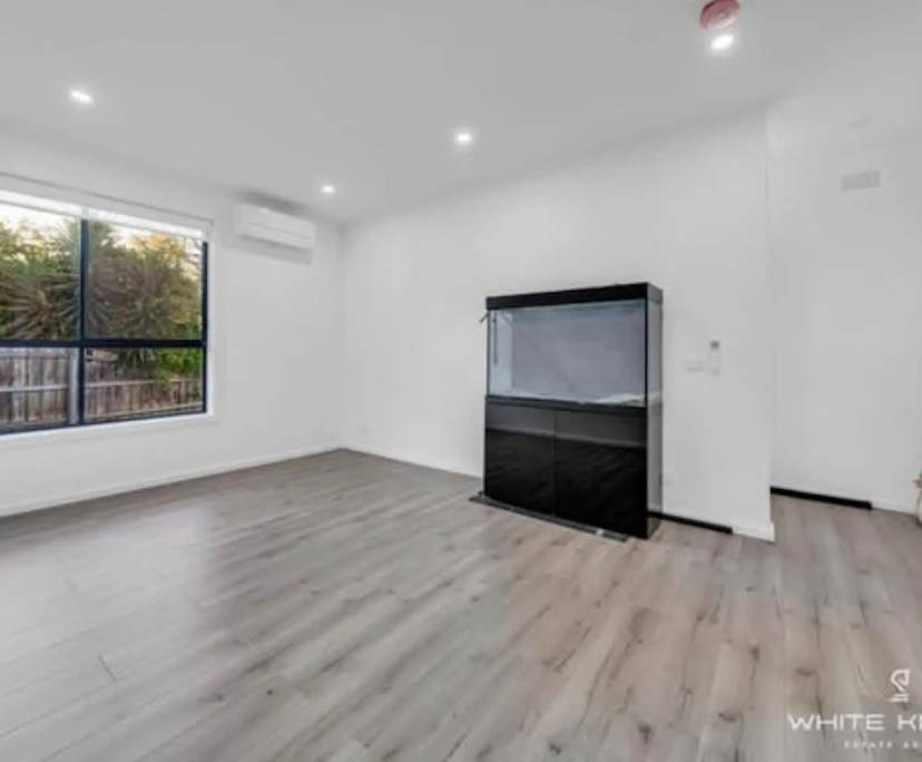 Unfurnished room in a share house