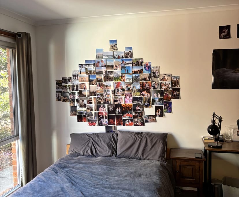 Furnished room in a share house