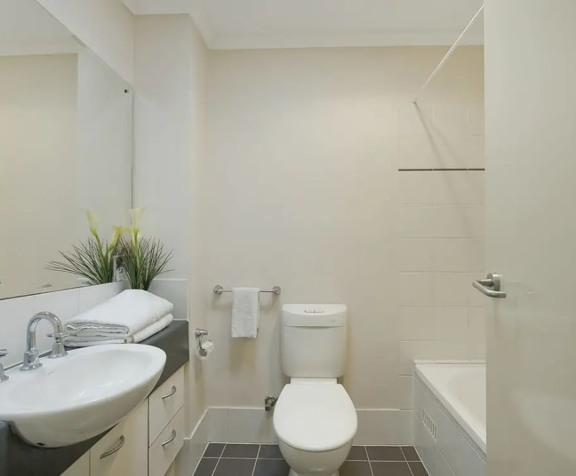 Furnished room with own bathroom