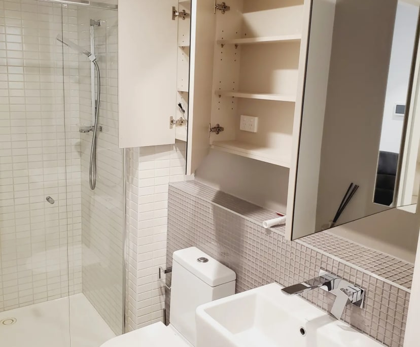 Furnished room in a flatshare