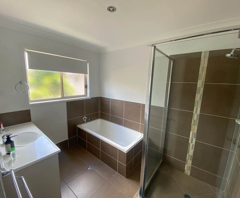 $300, Share-house, 3 bathrooms, Eagleby QLD 4207