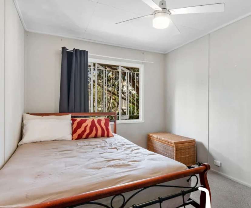 Unfurnished room in a share house
