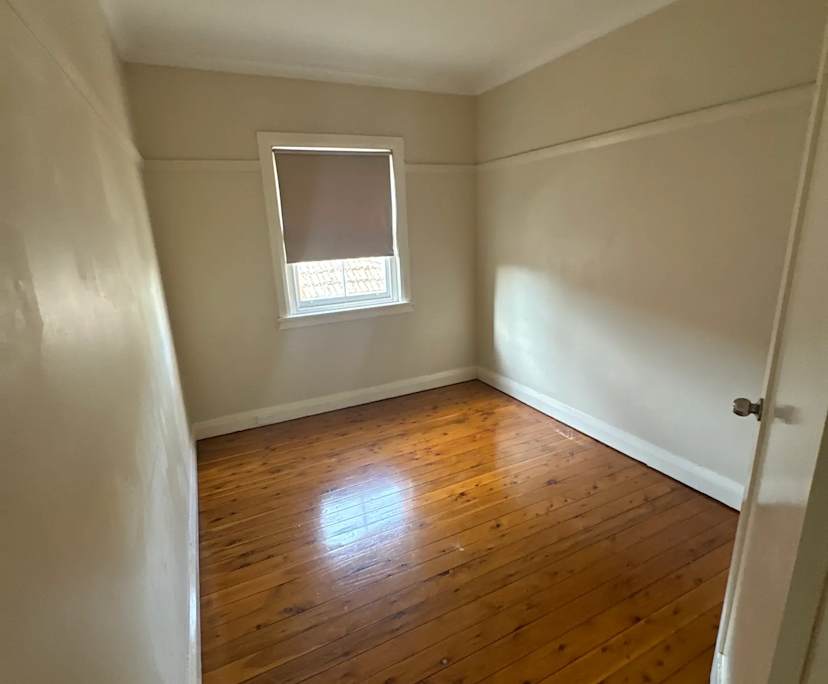 Unfurnished room in a share house