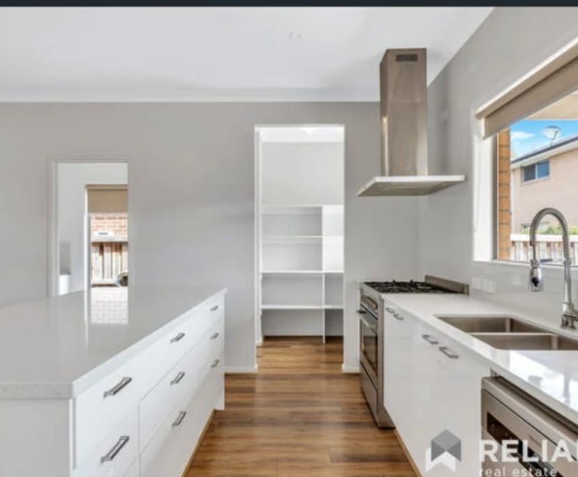 Unfurnished room with own bathroom