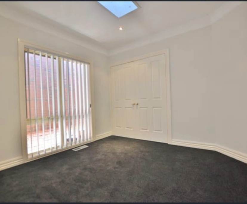 propertyImage