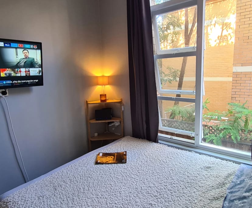 Room for Rent in Ashfield, Sydney 350, Furnished,...