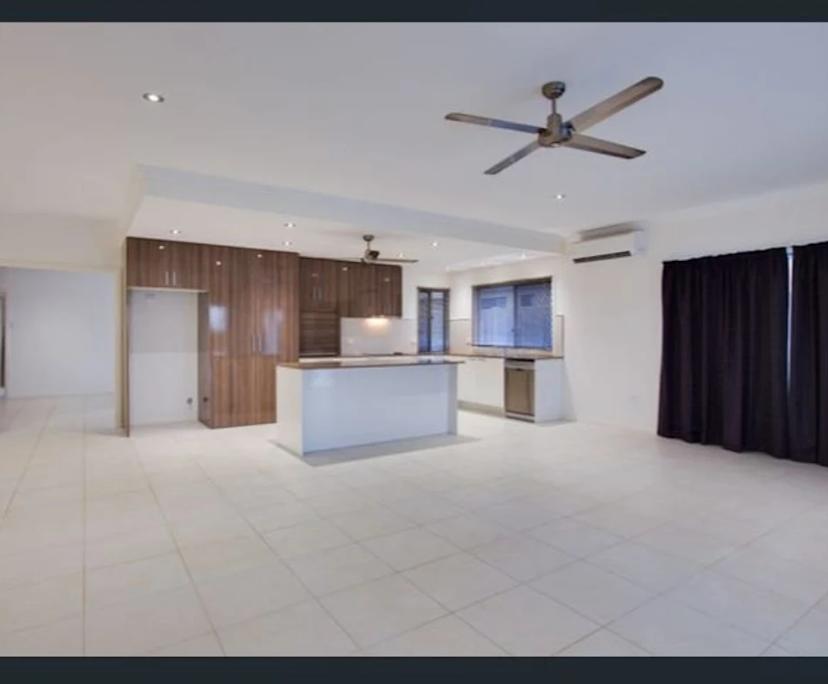 $350-450, Student-accommodation, 3 rooms, Redlynch QLD 4870, Redlynch QLD 4870