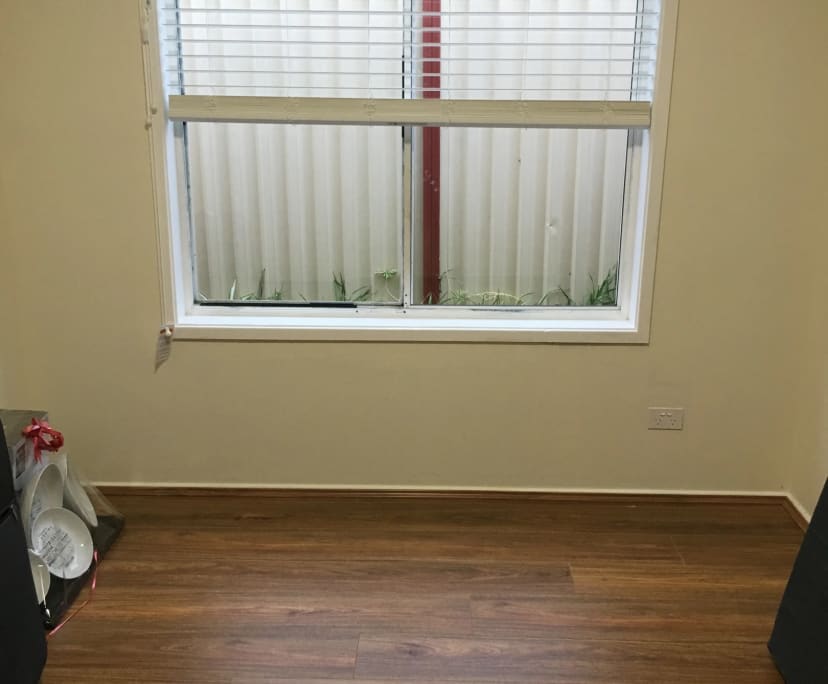 Room in a share house