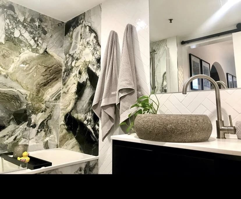 $525, Flatshare, 2 bathrooms, Surfers Paradise QLD 4217