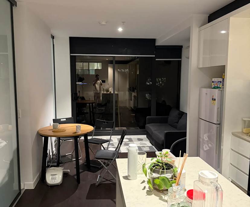 Furnished room in a flatshare