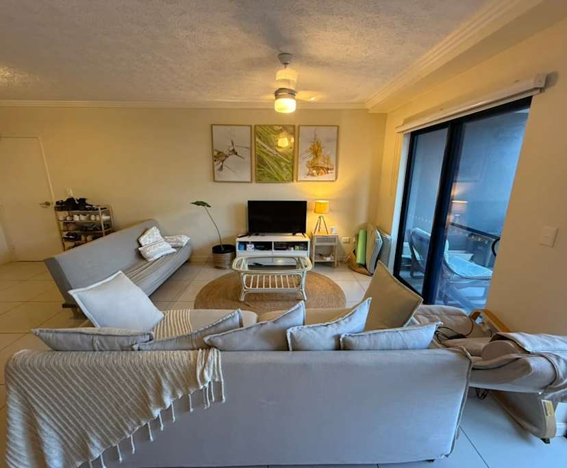 Whole property with 2 rooms for rent