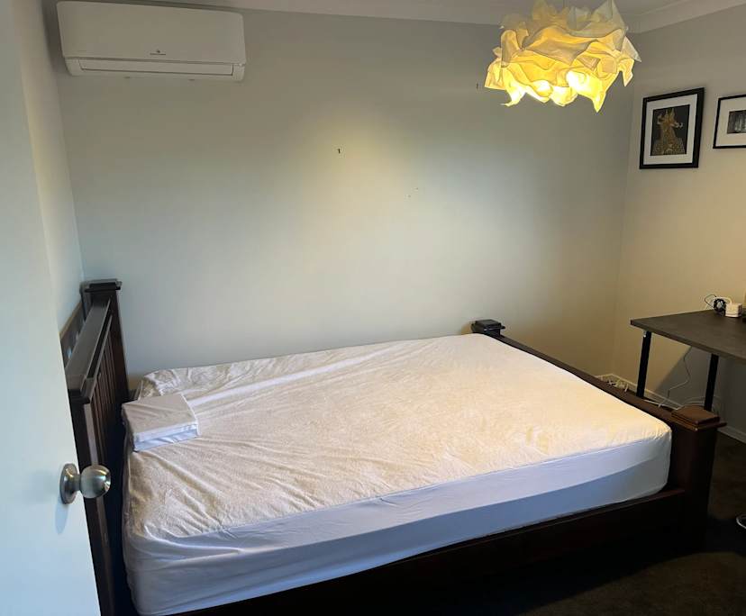 $265, Share-house, 6 bathrooms, Molendinar QLD 4214