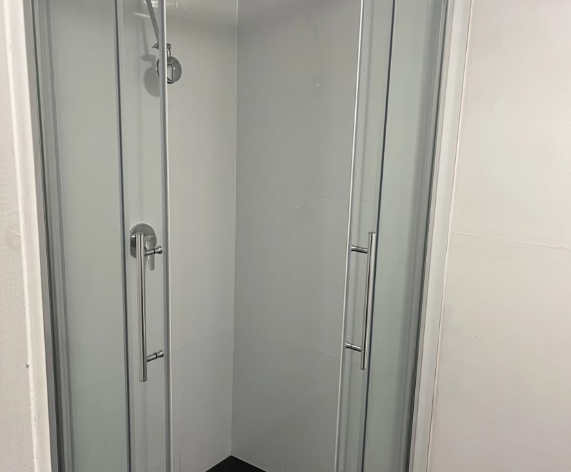 $380, Share-house, 4 bathrooms, Fairy Meadow NSW 2519