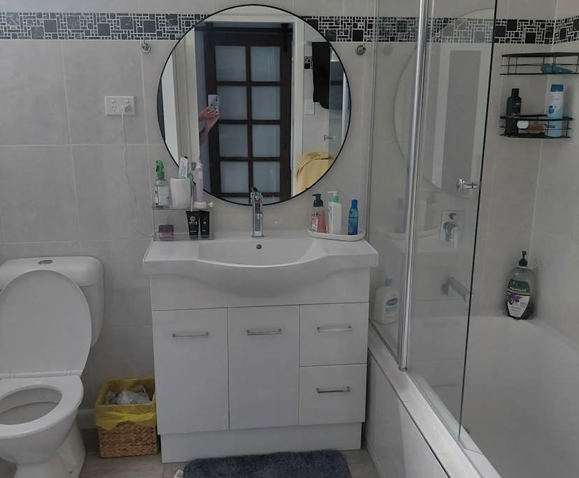 Unfurnished room in a share house