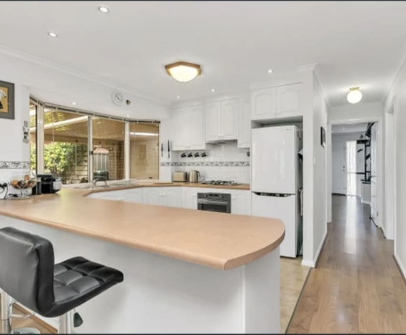 $300, Share-house, 3 bathrooms, Seaford Rise SA 5169