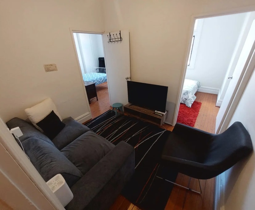 $380, Student-accommodation, 4 bathrooms, Forest Lodge NSW 2037