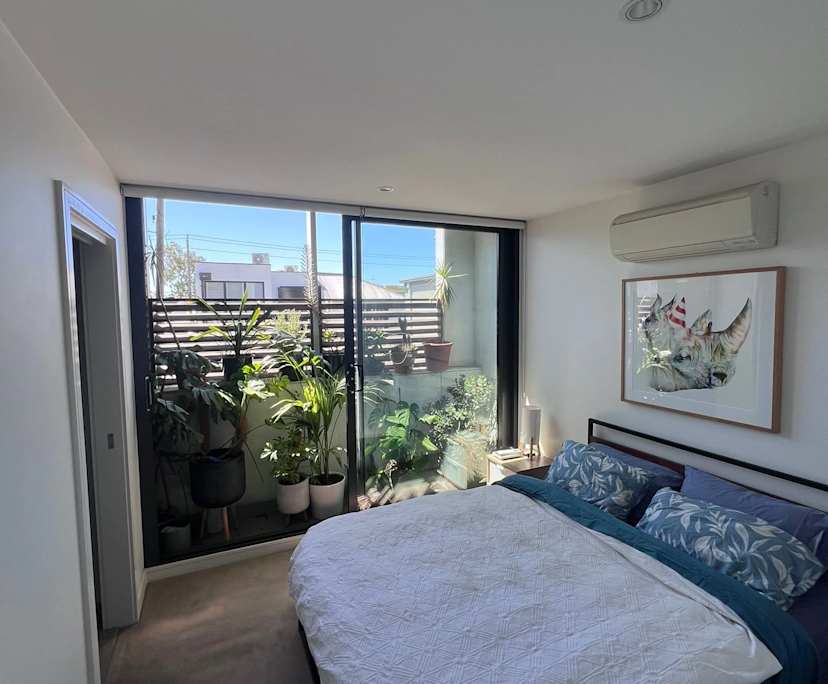 Furnished room with ensuite in a share house