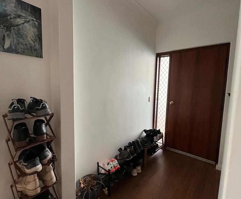 Room in a share house