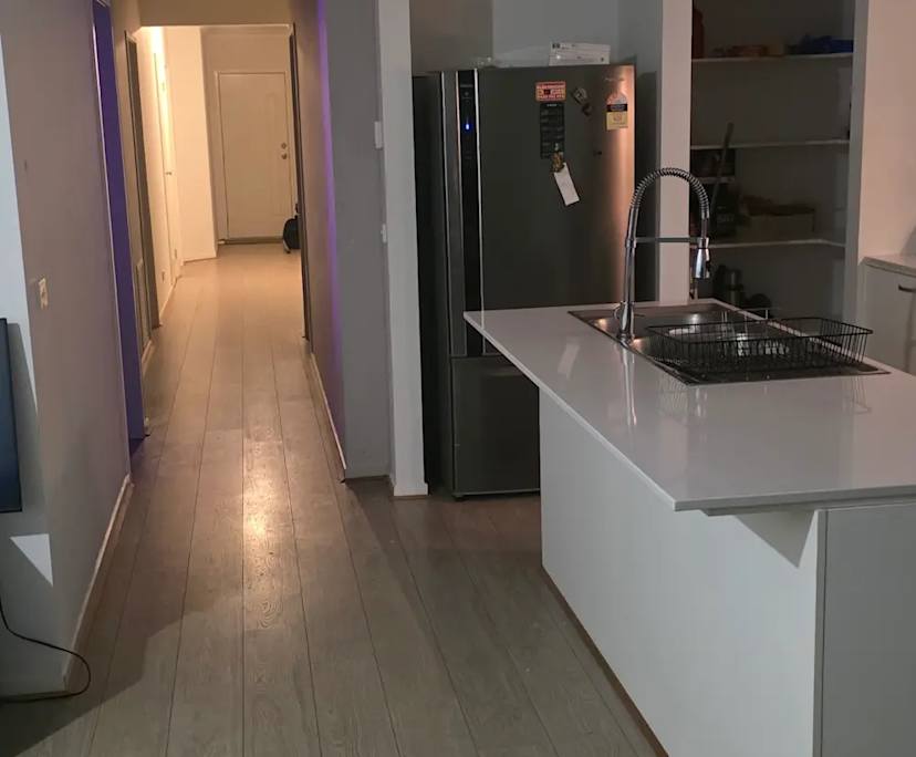 Room in a share house