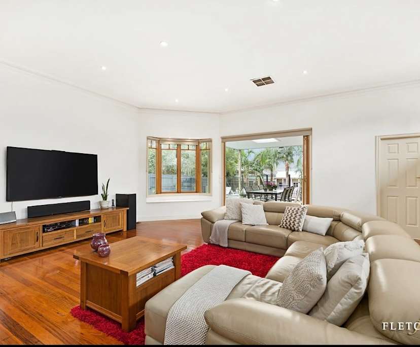 $1,200, Whole-property, 4 bathrooms, Nunawading VIC 3131