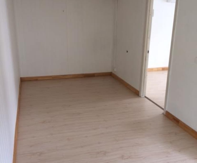 Unfurnished room granny flat for rent