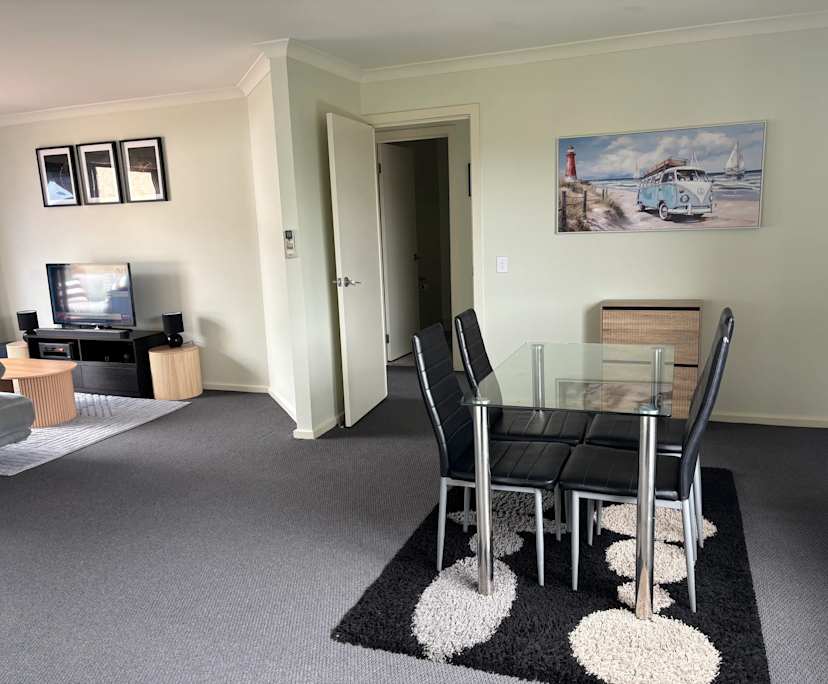$380, Flatshare, 2 bathrooms, Woonona NSW 2517