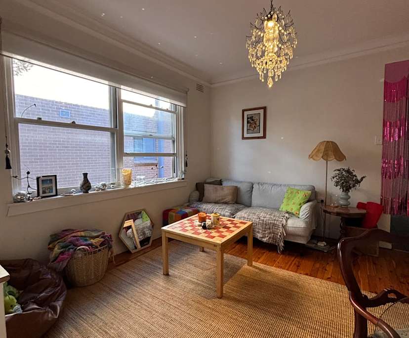 Whole property with 2 rooms for rent